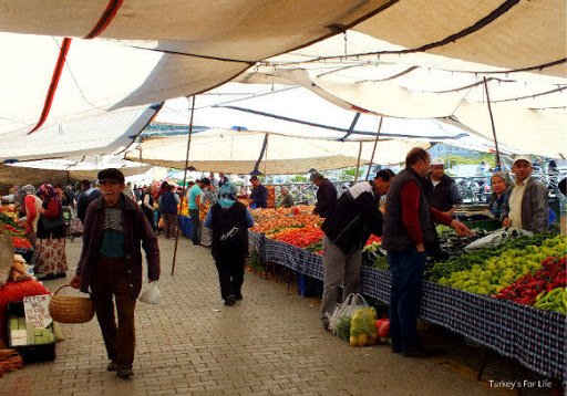 بازار هفتگی ترکیه